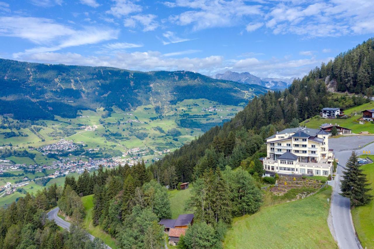 Wellness Aparthotel Panorama Alpin - Ferienwohnungen Jerzens Im Pitztal מראה חיצוני תמונה