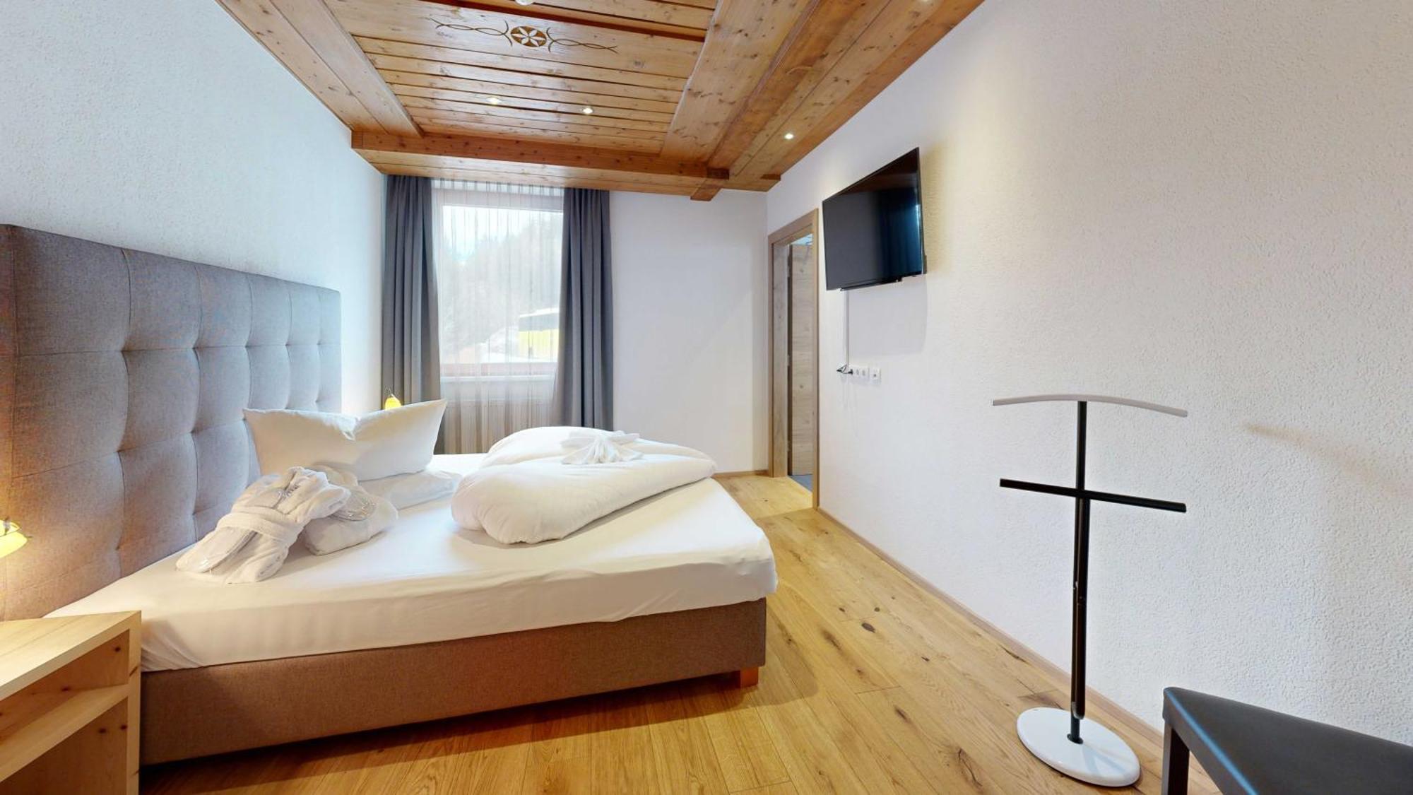 Wellness Aparthotel Panorama Alpin - Ferienwohnungen Jerzens Im Pitztal מראה חיצוני תמונה